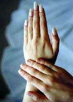Las uas estn formadas por beta-queratinas. Imagen de http://www.mediestetic.com/fotos/medieste/u%F1as.jpg
