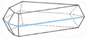 Forma cristalina que contiene un plano de simetra